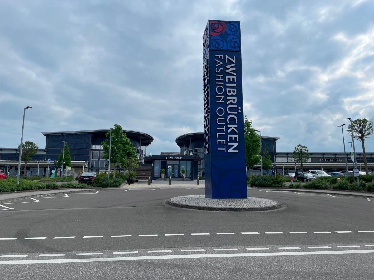 Schuhpartment Am Pfaelzer Wald Naehe Outlet Center Zweibruecken Apartment Pirmasens Exterior foto